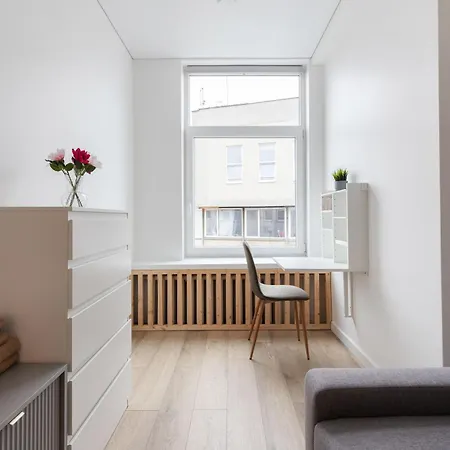Hook Old Town Apartment