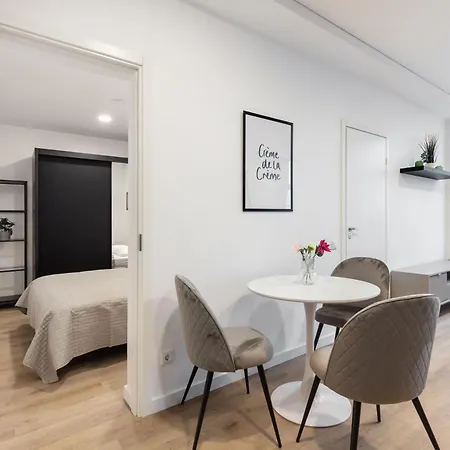 Hook Old Town Apartment